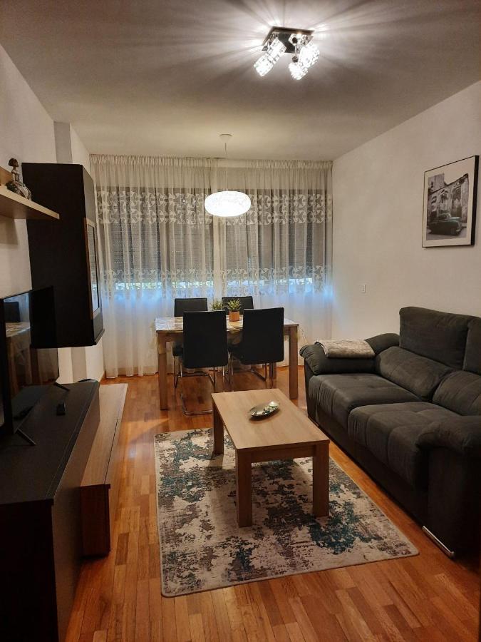 Apartamento Bulevar Burgos Ngoại thất bức ảnh